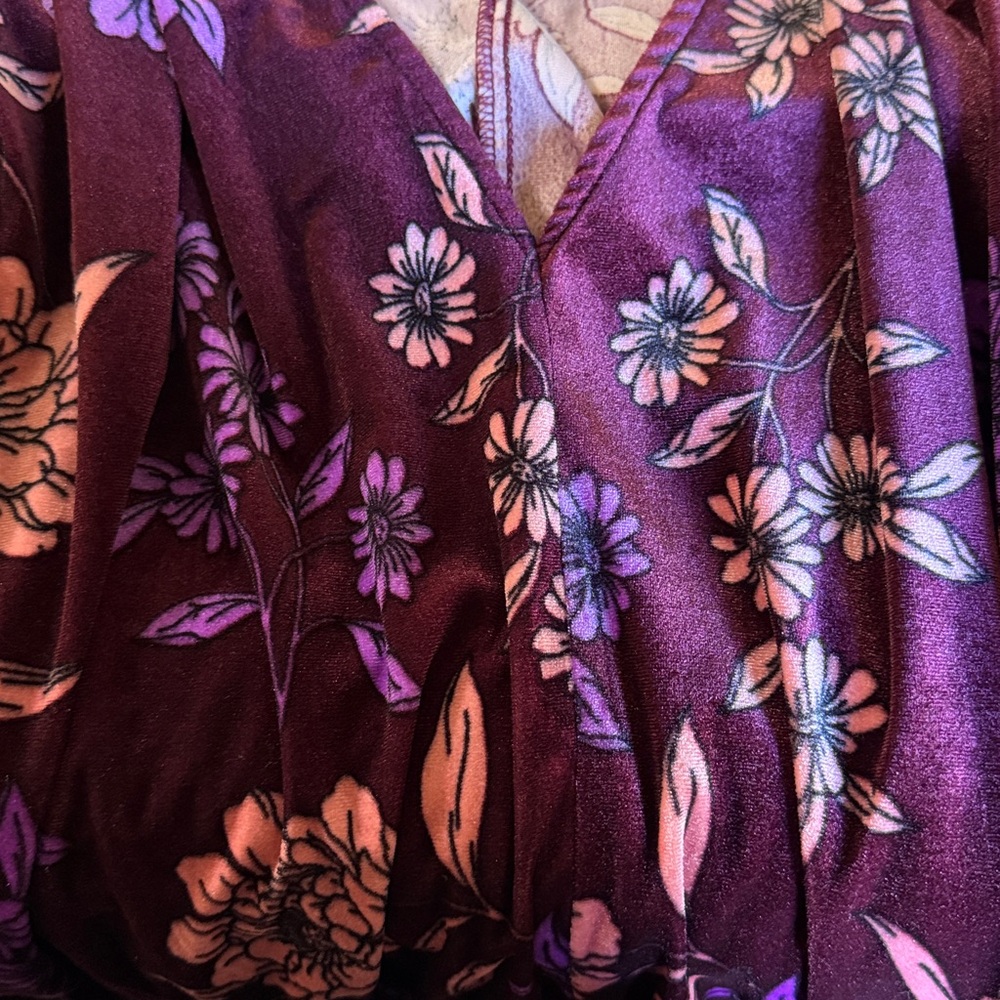 London Times Velvet Feel Moody Floral Bishop Sleeve Midi Dress Plus Size 3X - Picture 7 of 9